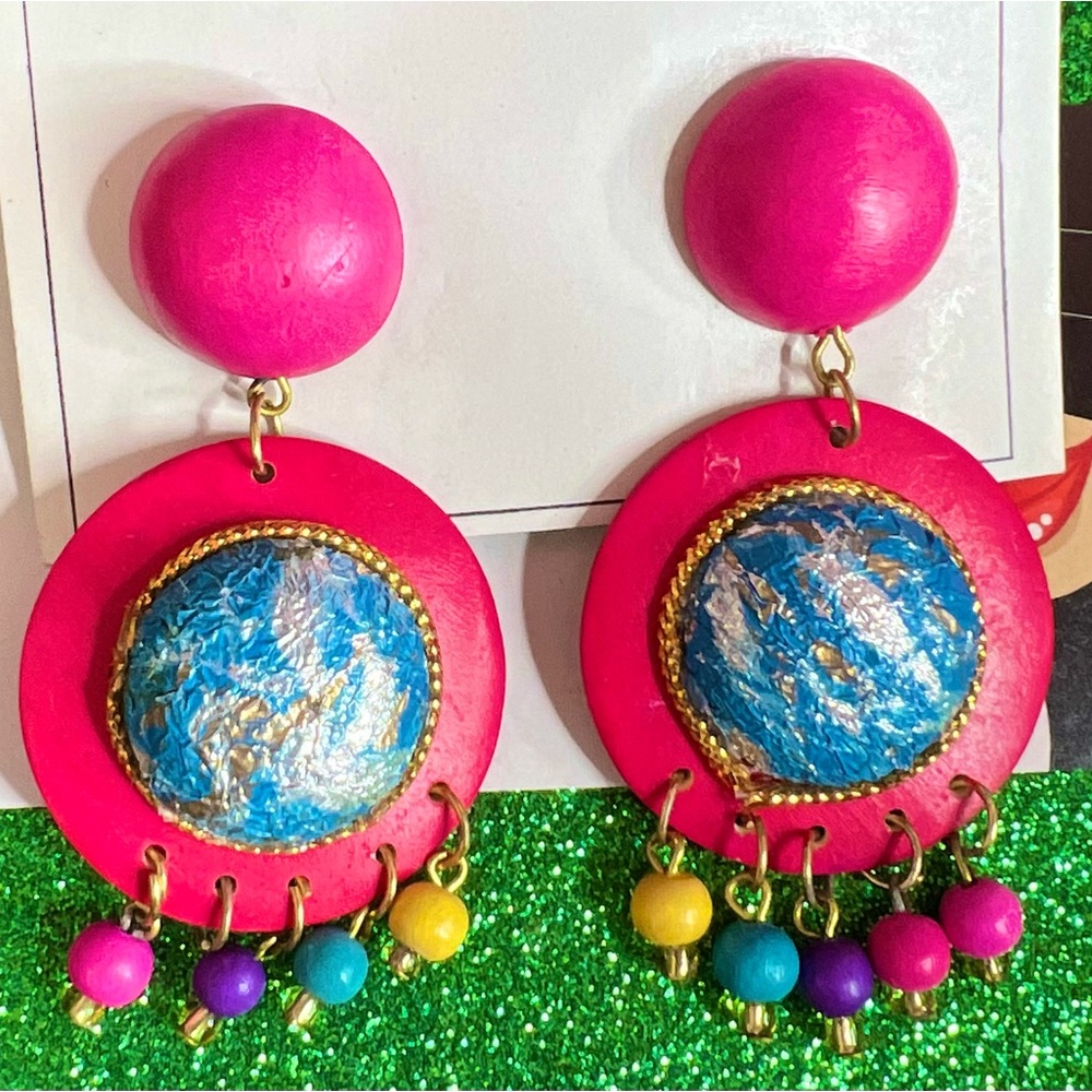 Vintage 80’s Néw Old Stock Multicolored Pierced Earrings